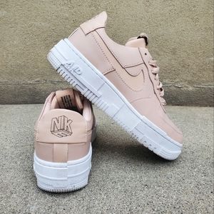 Pink NIKE Air Women's Size 7